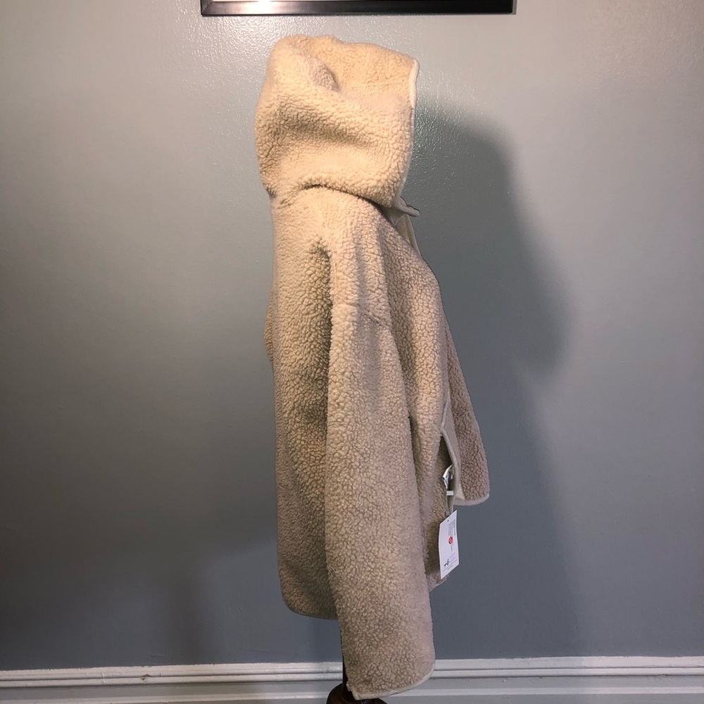 Hooded Teddy Jacket - Picture 4 of 8